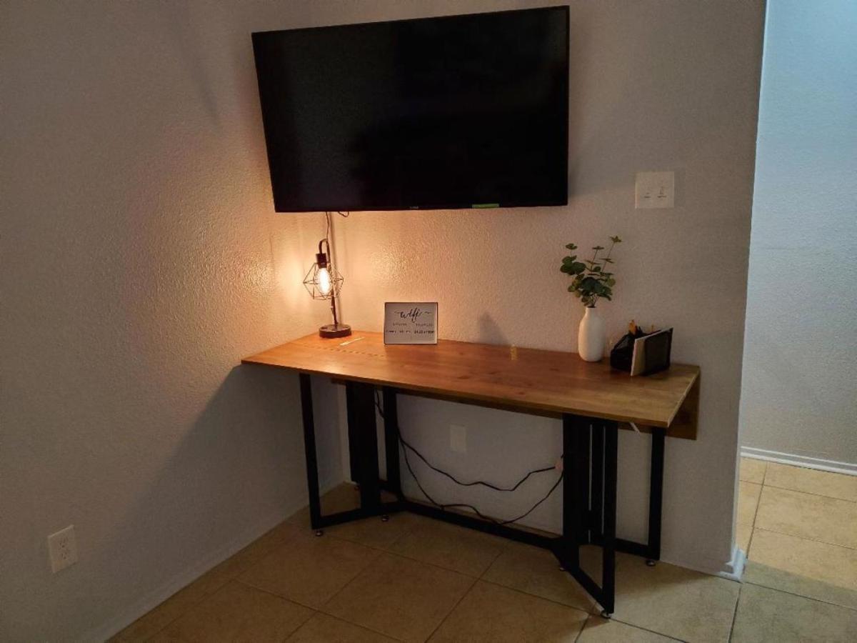 Condo Near Downtown Austin - 2Br ภายนอก รูปภาพ